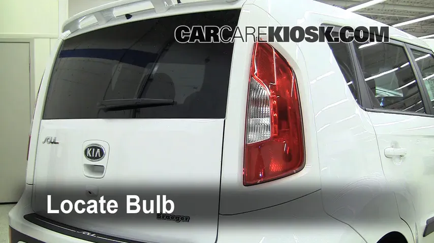 2012 Kia Soul ! 2.0L 4 Cyl. Lights Turn Signal - Rear (replace bulb)